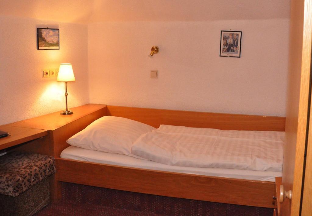 Hotel Rheinstein Ruedesheim am Rhein Room photo